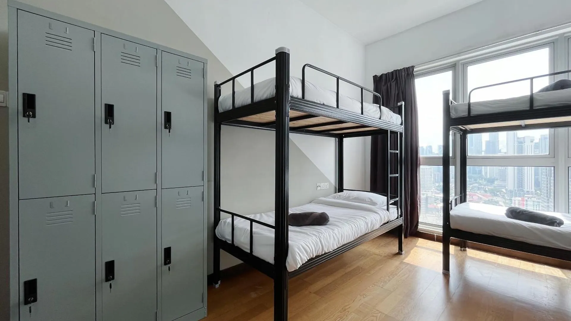 Regalia Residence Hostel By Awesomestay Kuala Lumpur 0*,  Malaysia